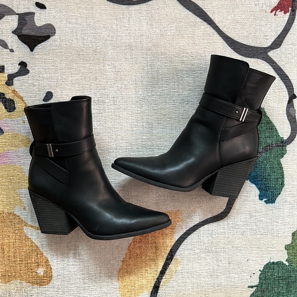 Naturalizer Boots - Picture 3 of 12